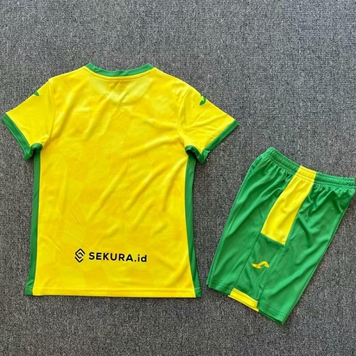 24/25 Norwich City home kids kit