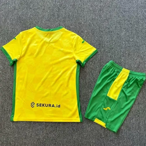 24/25 Norwich City home kids kit