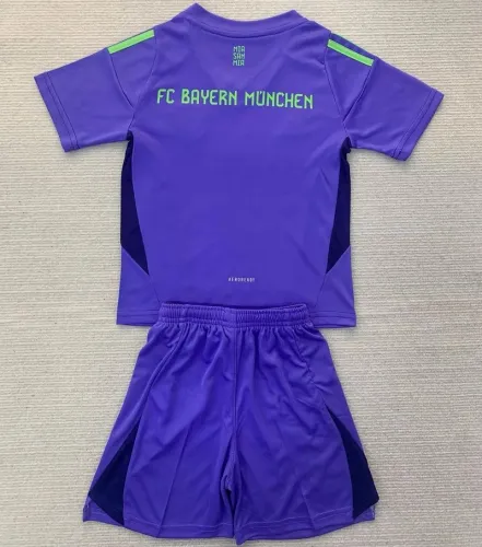 24/25 bayern munich Purple goalkeeper kids kit