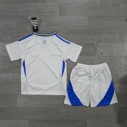 24/25 Leeds United home kids kit