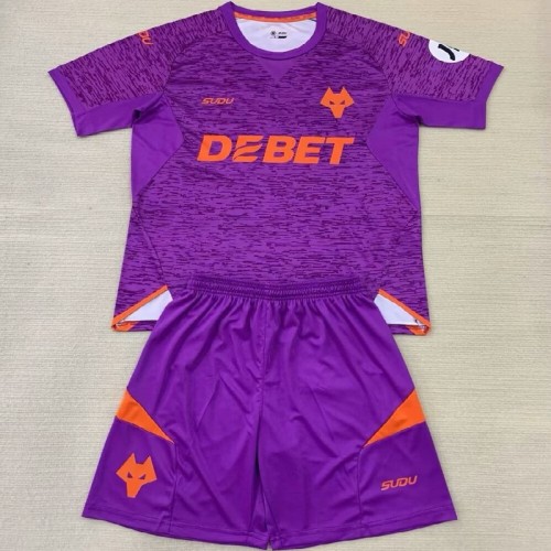 24/25 Wolverhampton Wanderers third kids kit