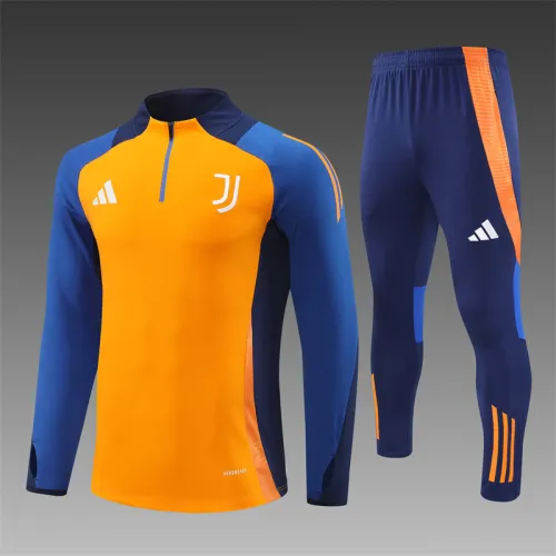23/24 Juventus black training Adult suit