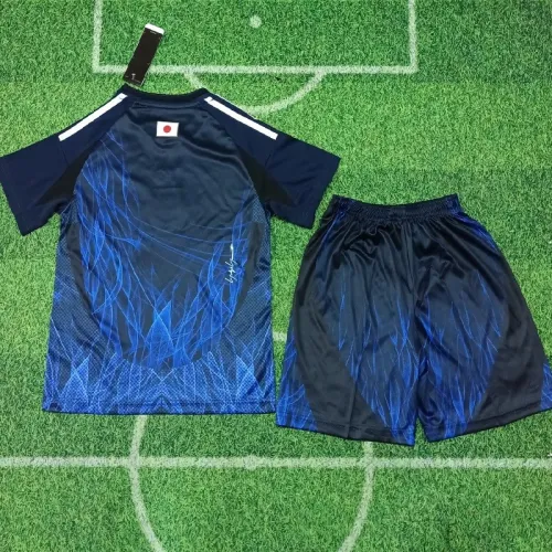 24/25 Japan home kids kit