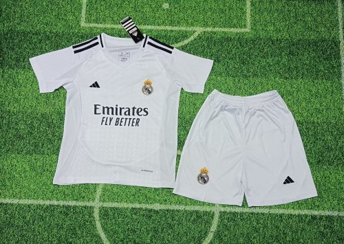 24/25 Real Madrid home kids kit