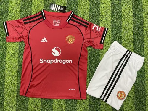 25/26 Manchester United home kids kit