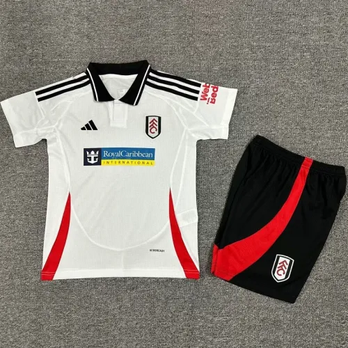 24/25 Fulham home kids kit