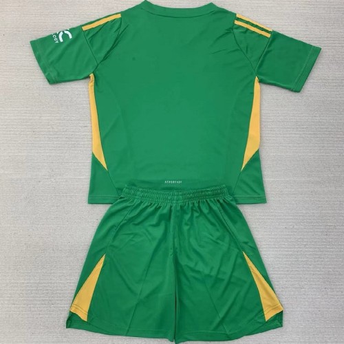 24/25 Manchester United Green goalkeeper kids kit