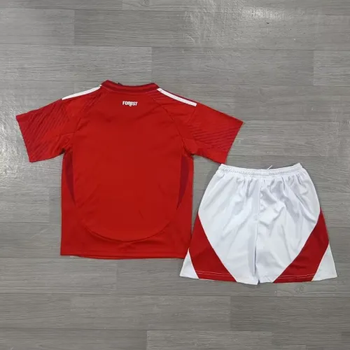 24/25 Nottingham Forest home kids kit