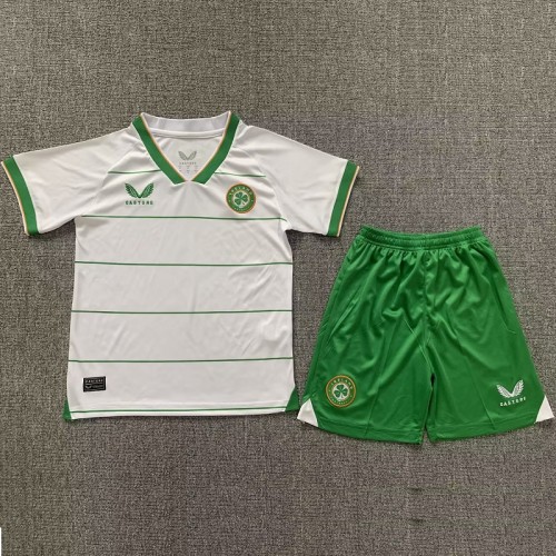 23/24 Ireland Away Kids kit with sock
