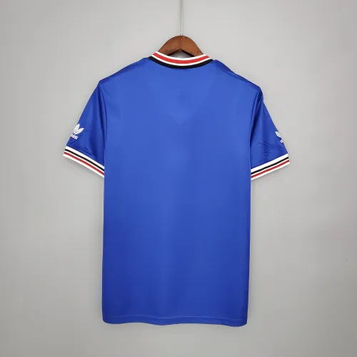Retro Manchester United 85/86 away blue