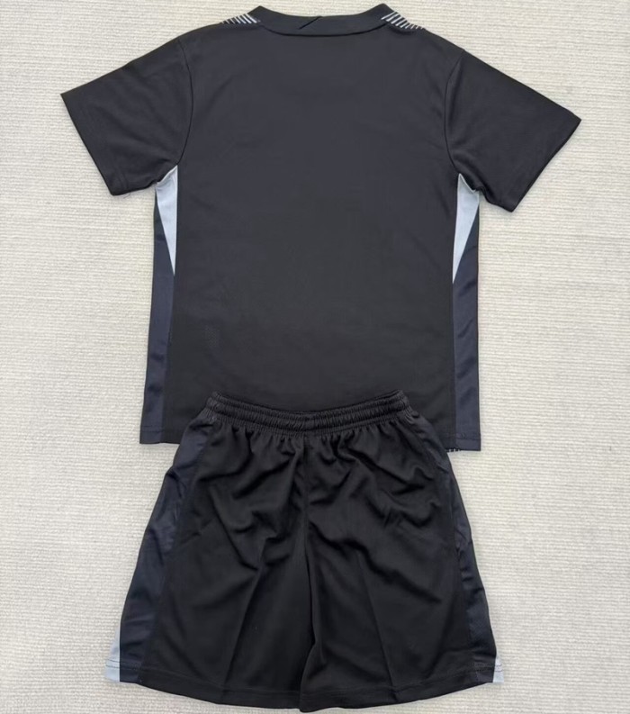 25/26 PSG Paris goalkeeper kids kit black