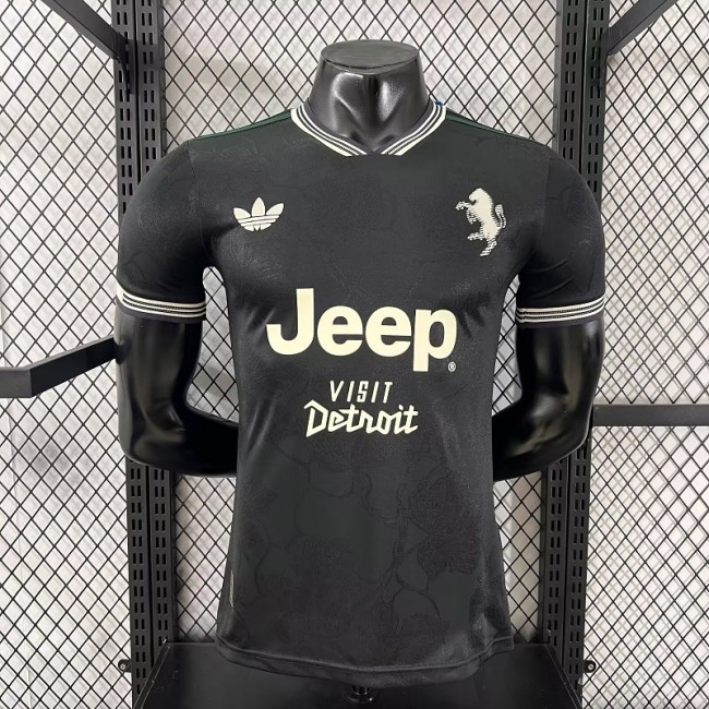 25/26 Juventus Away Player version