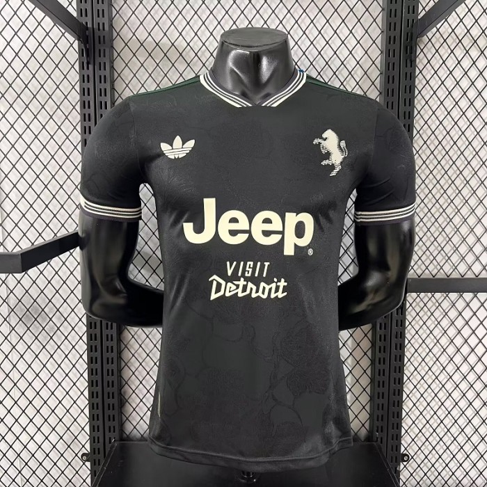 25/26 Juventus Away Player version