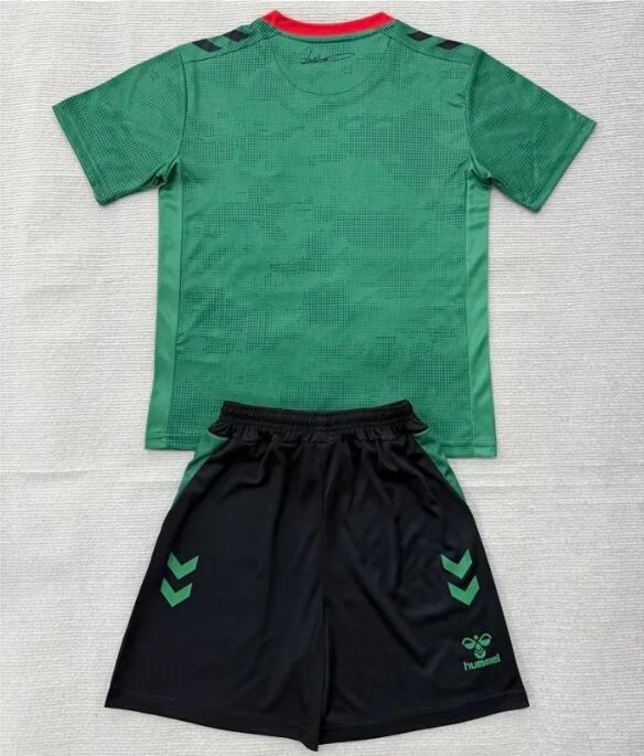 26/27 Sunderland goalkeeper kids kit green