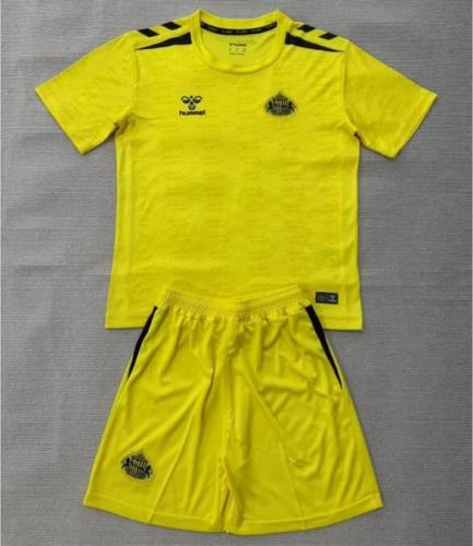 26/27 Sunderland goalkeeper Adult Set yellow