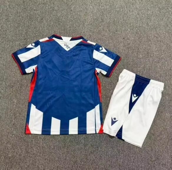 26/27 West Bromwich Albion home kids kit
