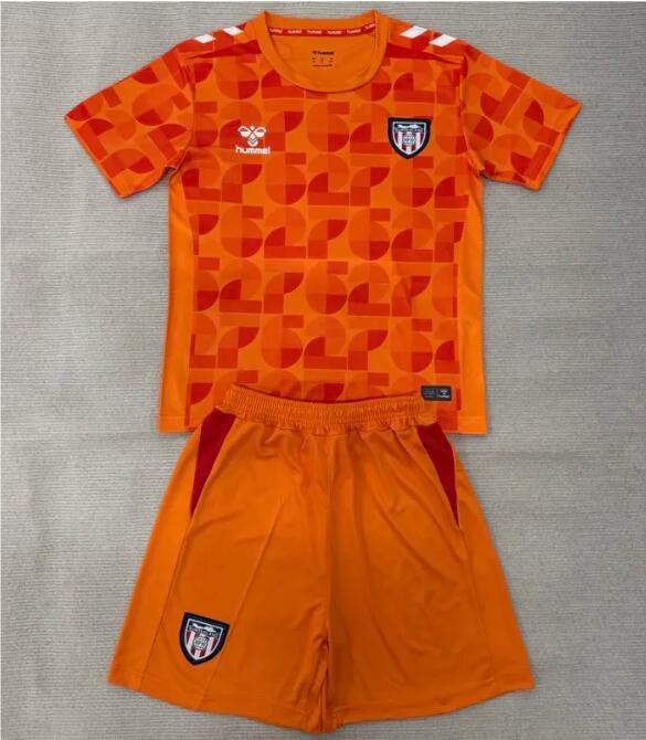 26/27 Sunderland goalkeeper kids kit orange