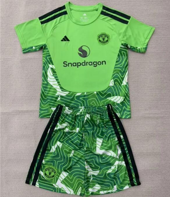 26/27 Manchester United goalkeeper Adult Set green