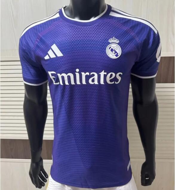 27/28 Real Madrid third Player Version