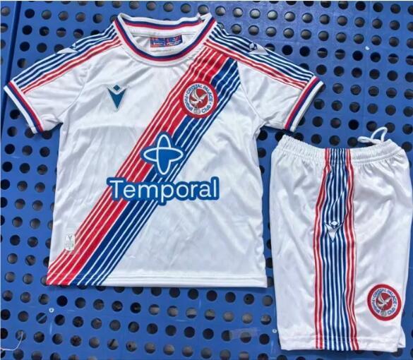 26/27 Crystal palace home kids kit