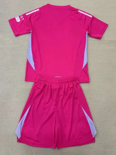 24-25 Leeds United Pink GoalKeeper Kids Soccer Jersey