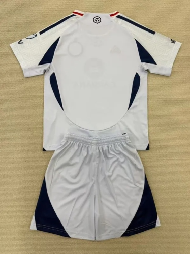 25-26 Chicago Fire Away Kids Soccer Jersey (带章)