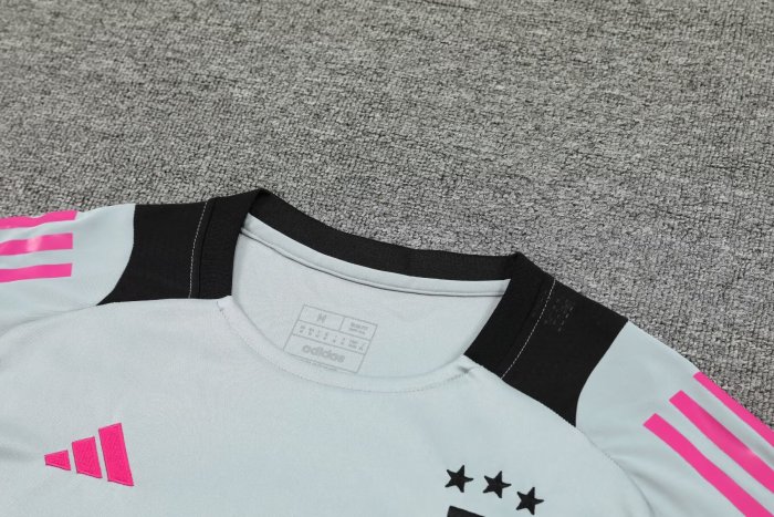 24-25 Juventus High Quality Training Short Suit