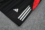 25-26 Man Utd Black Training Short Suit