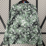 2024 Man Utd Black & Green Double Sided Windbreaker (双面风衣)