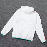 23-24 Man Utd White Windbreaker (High Quality)球员