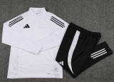 2024 AD White Kids Half Pull Tracksuit (童装)(半拉链)
