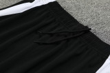 24-25 Man Utd Black Half Pull Tracksuit (半拉链)
