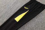 2024 JOM Black Half Pull Tracksuit (半拉链)