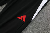 24-25 Man Utd Black Half Pull Tracksuit (半拉链)