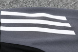 25-26 Man Utd Black Polo Tracksuit