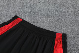 25-26 Man Utd Black Training Short Suit