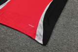 24-25 Man Utd Red Training Short Suit