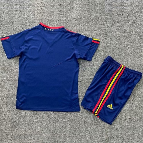 Retro 2010 Spain Away kids kit