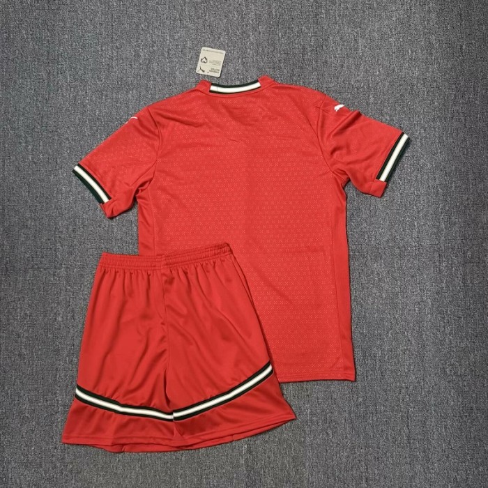 25/26 Portugal home kids kit