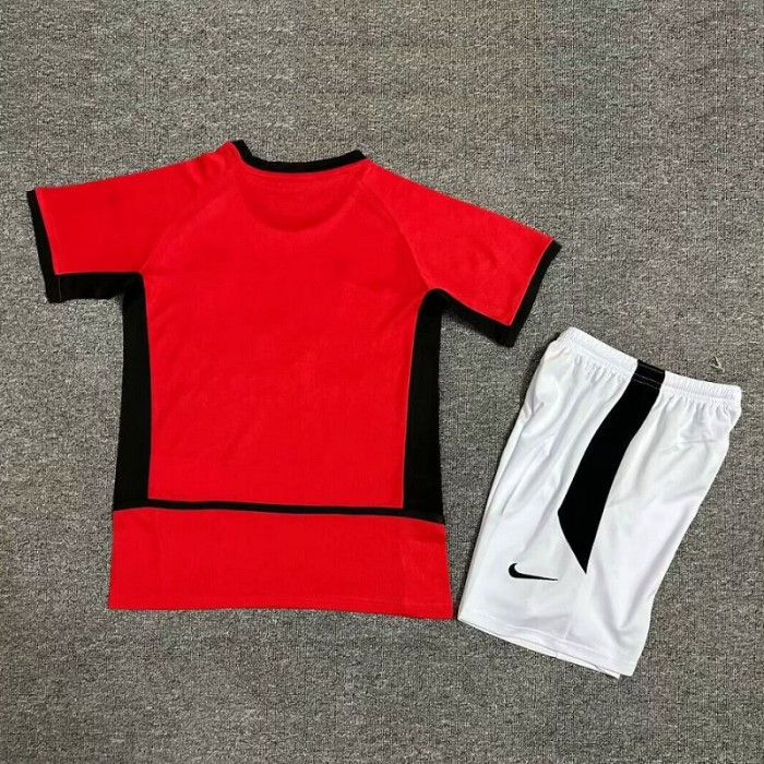 Retro 02/04 Manchester United home kids kit
