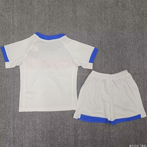 25/26 England home kids kit