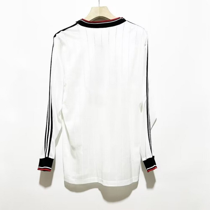 Retro 82\83 Manchester United Away Long sleeved