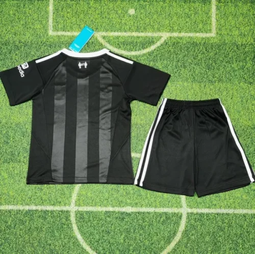 25/26 liverpool black kids kit