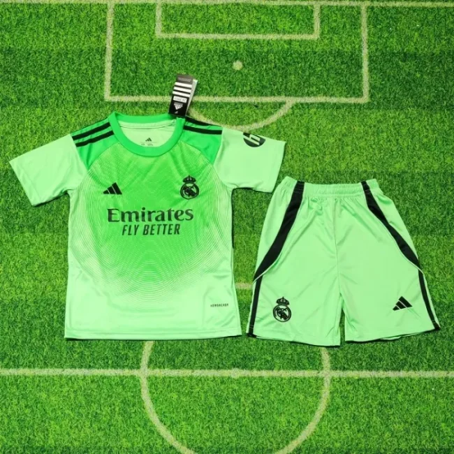 25/26 Real Madrid goalkeeper kids kit green