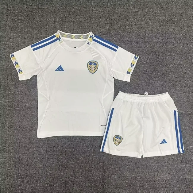 25/26 Leeds United home kids kit