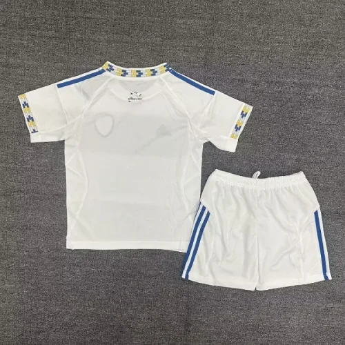 25/26 Leeds United home kids kit