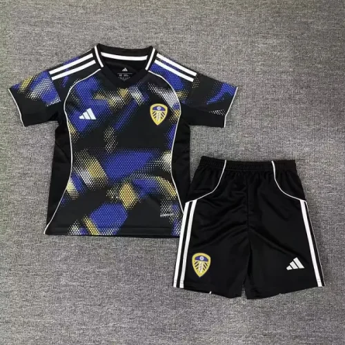 25/26 Leeds United Third kids kit