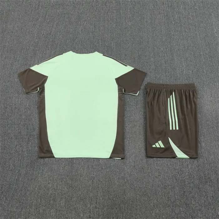 25/26 Real Madrid kids Short sleeve training suit light green