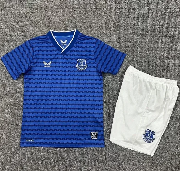 25/26 Everton home kids kit