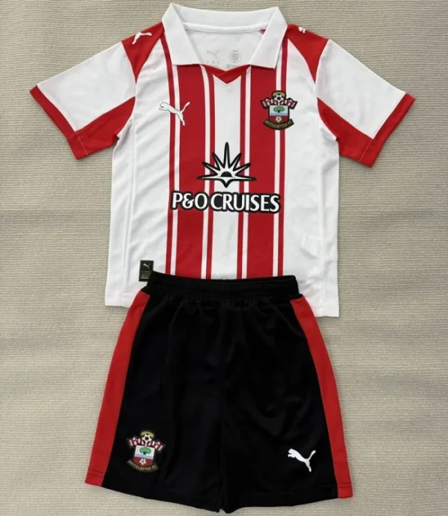 25/26 Southampton home kids kit